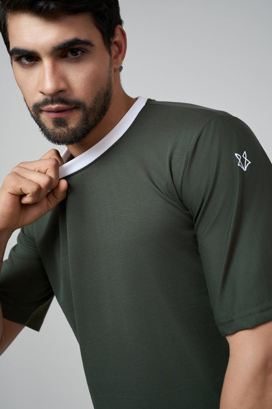 Eclipse WolfSkin T-Shirt - Cropped Oversized Olive