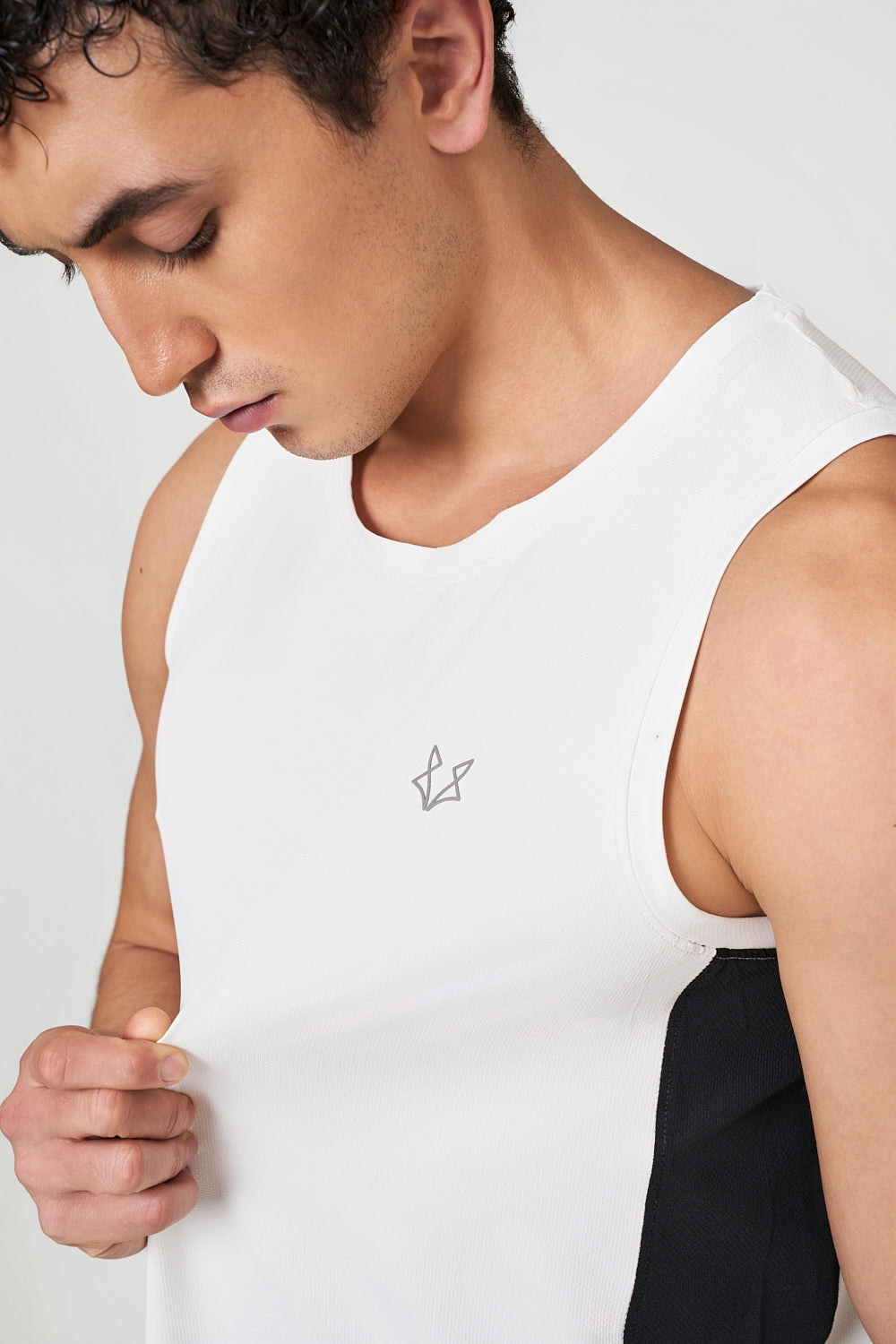Vein AlphaDri Training Tank Top in White – Regular Fit for training or everyday wear