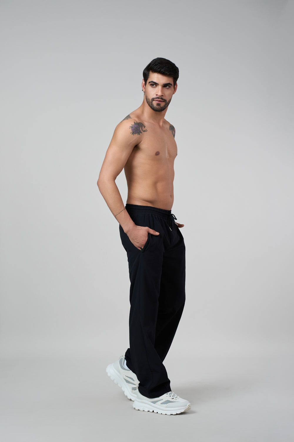 Savanna Relaxed Fit Nylon Trackpant Black