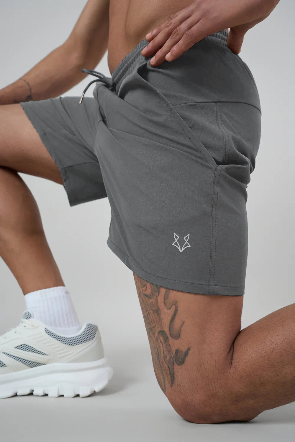 Zephyr  HowlFlex Shorts - 7" Inch Grey